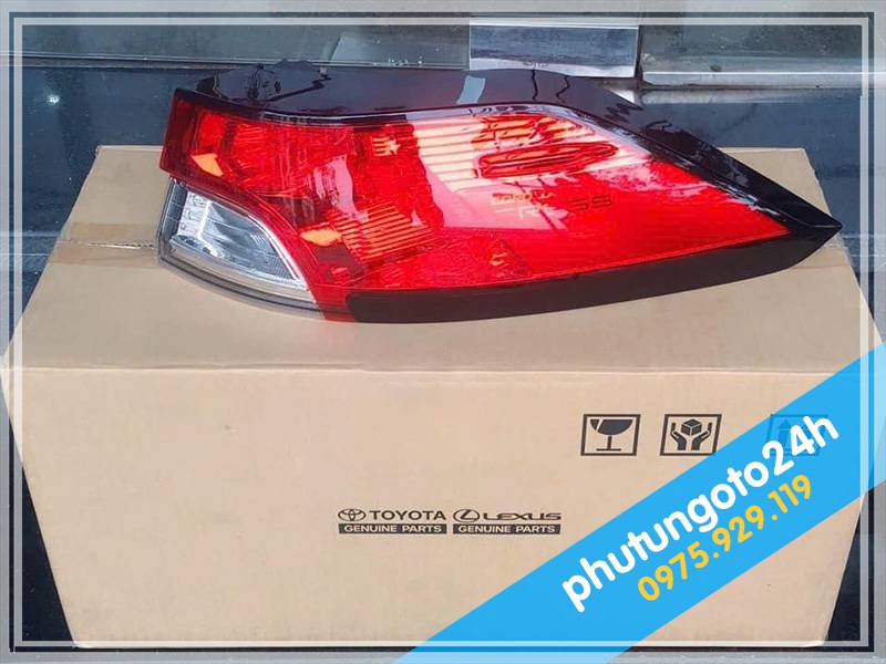 Cung cấp đèn hậu xe Corolla Cross 1.8 chính hãng Toyota Thailand