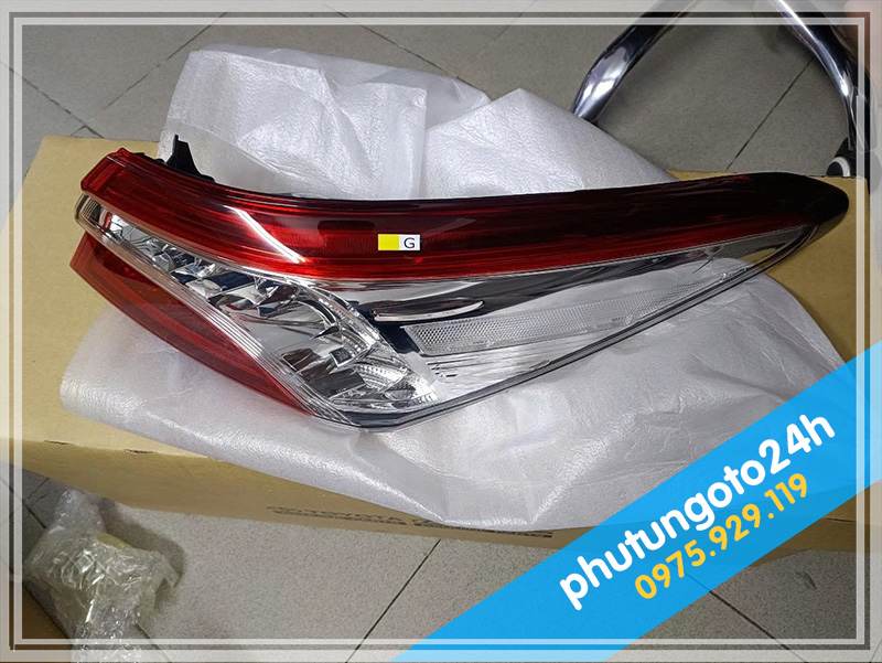 Mẫu đèn hậu Toyota Camry 2.5Q đời 2019, 2020, 2021