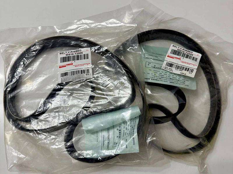 Mẫu dây curoa tổng Fortuner máy dầu hàng Fake